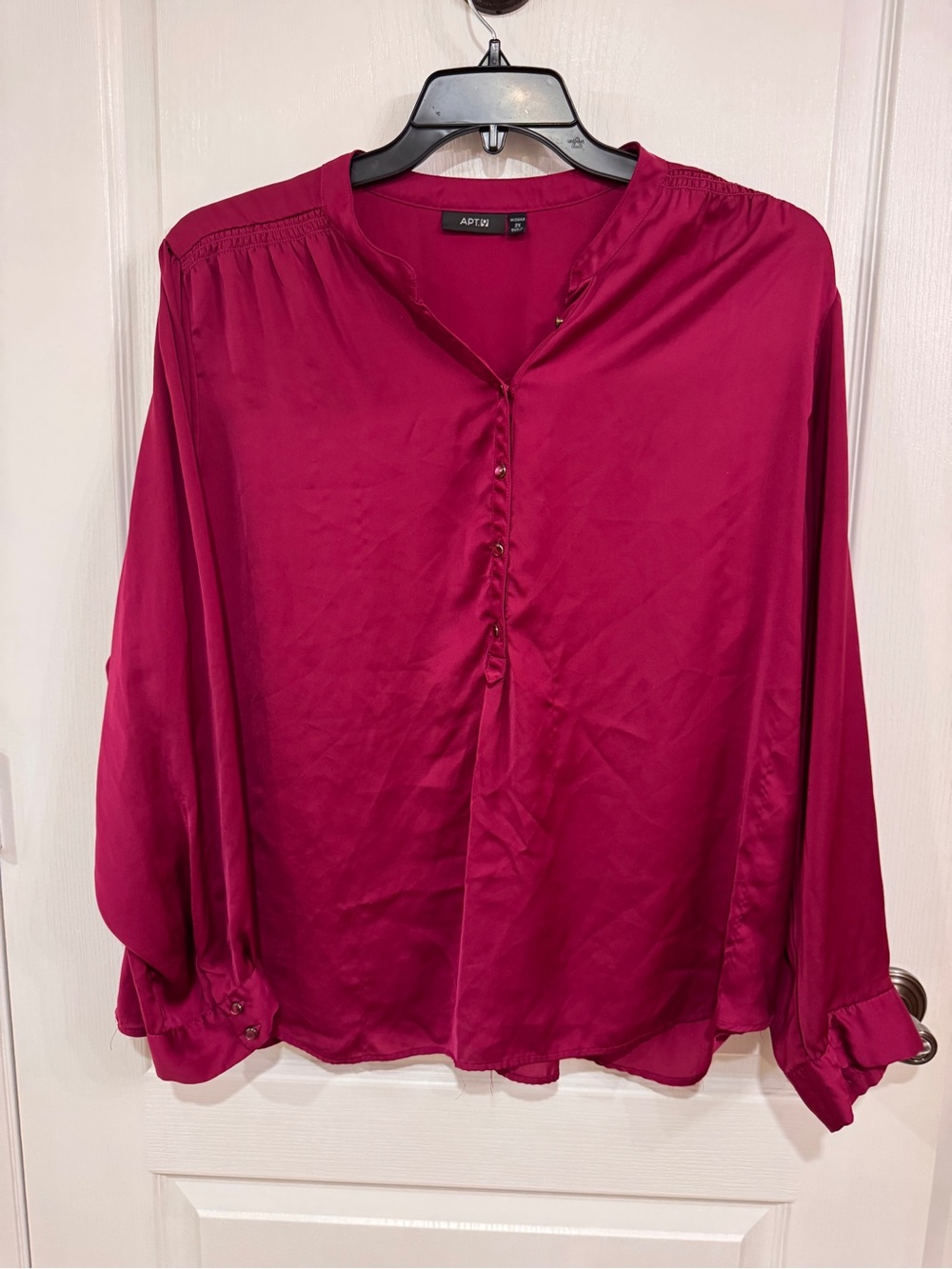 Apt. 9 Fuchsia Button-Front Satin Blouse